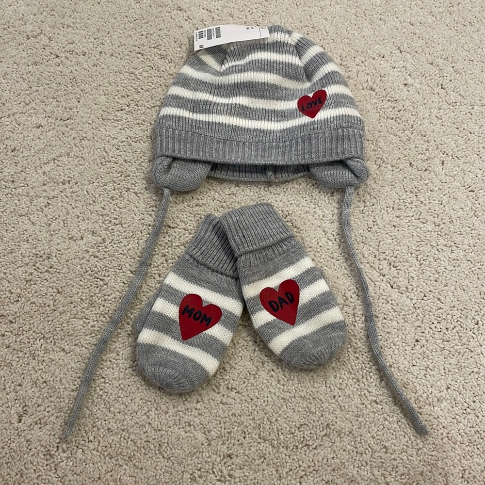 H&M baby beanie and mittens